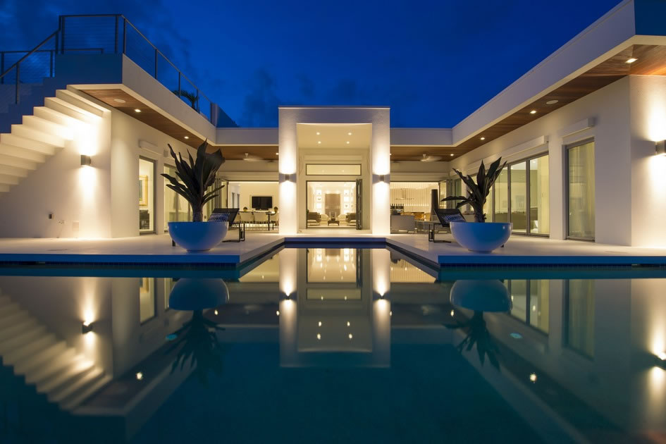 Waterline, a stunning house on the Cayman Cliff. Featured in Real Life Magazine Fall 2015.