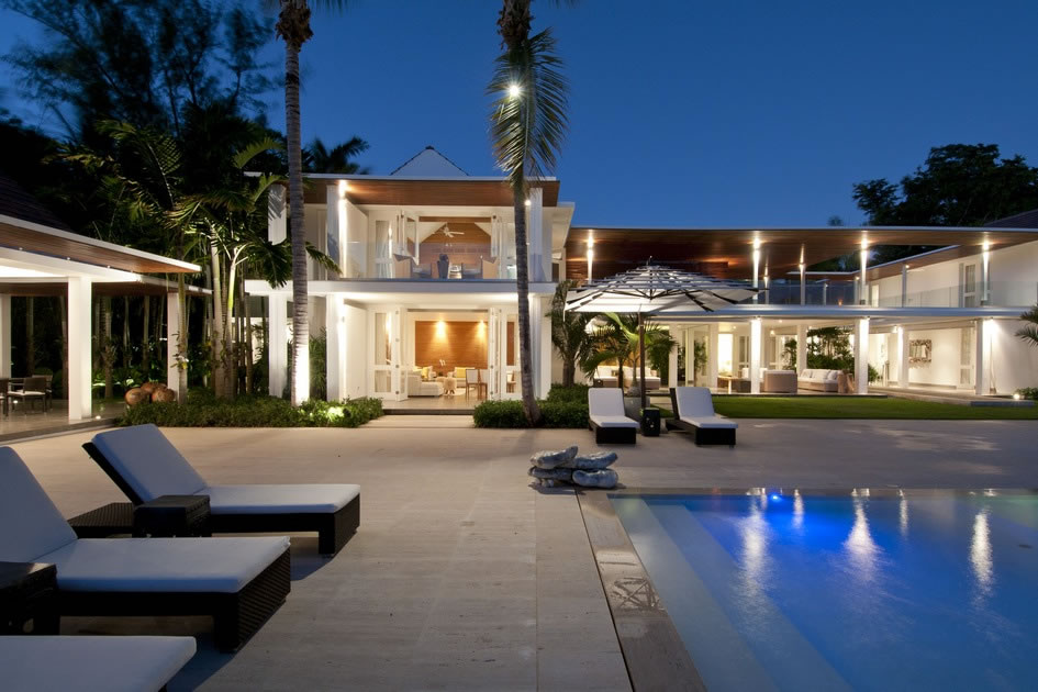 Casa Palma Villa in Casa de Campo Dominican Republic. Featured in Real Life Magazine Spring 2013