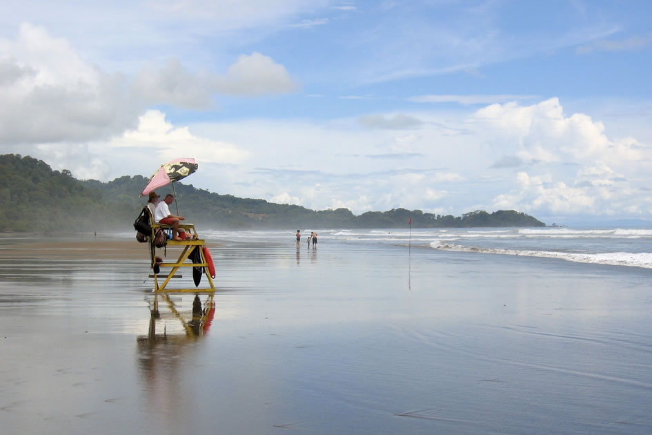 Dominical Beach