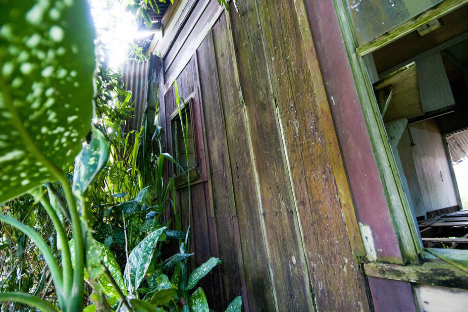 Spooky abandoned house, the Big Island of Hawaii