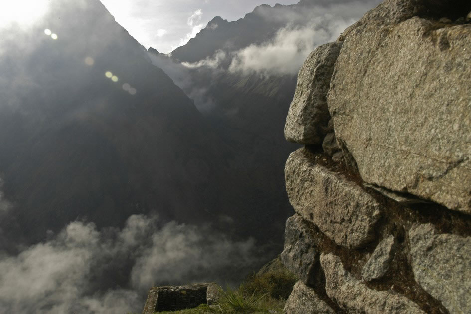 Ruins along the Inca Trail