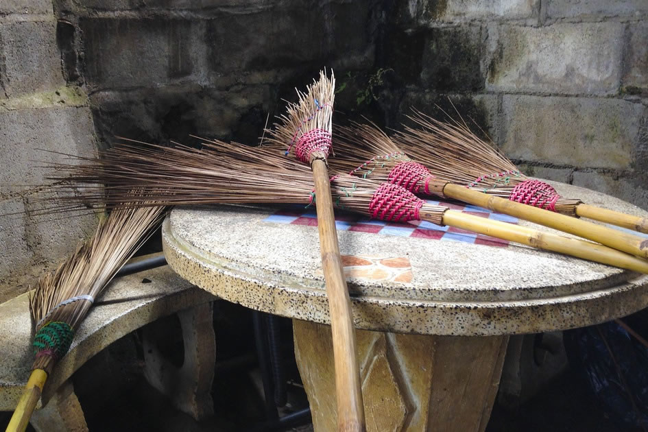 Bamboo Brooms, Akha Village