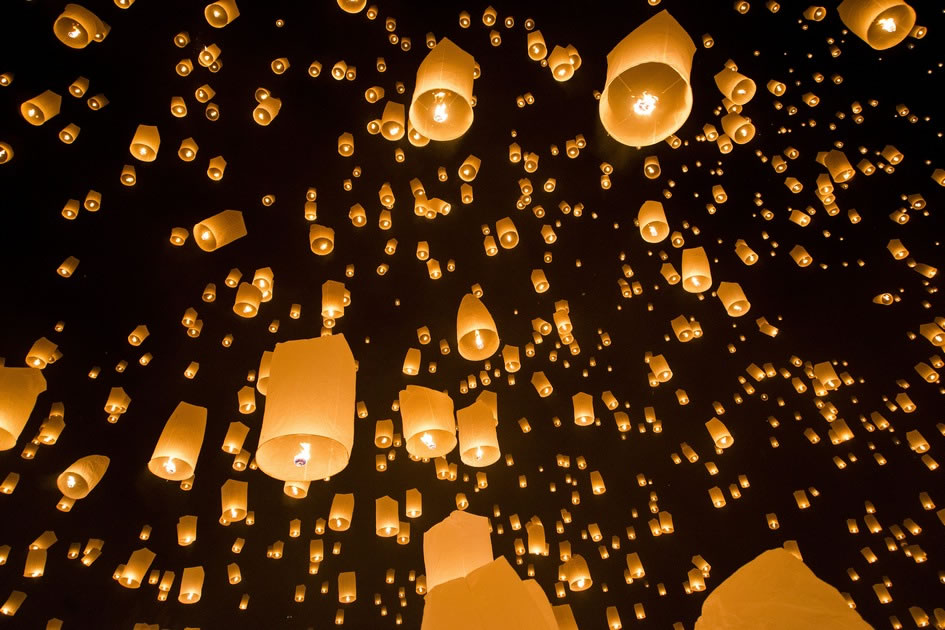 Lanterns at the Yi Peng Festival, Chaing Mai