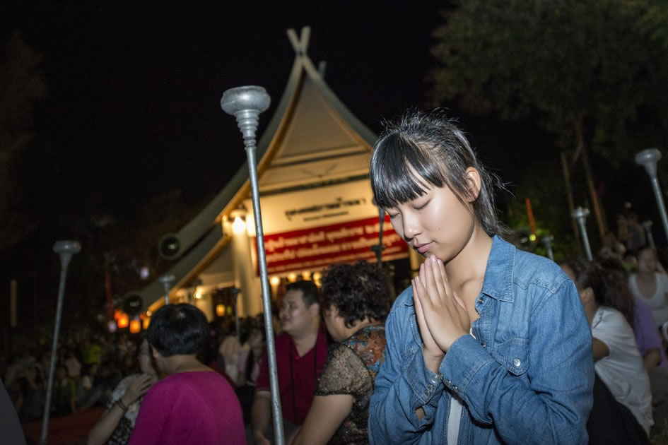 Prayers at the Yi Peng Festival, Chaing Mai
